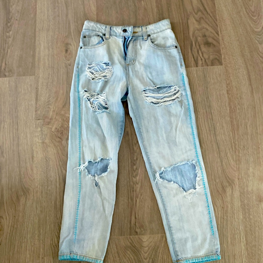 Carmar Jeans / white wash comfy jeans size 25